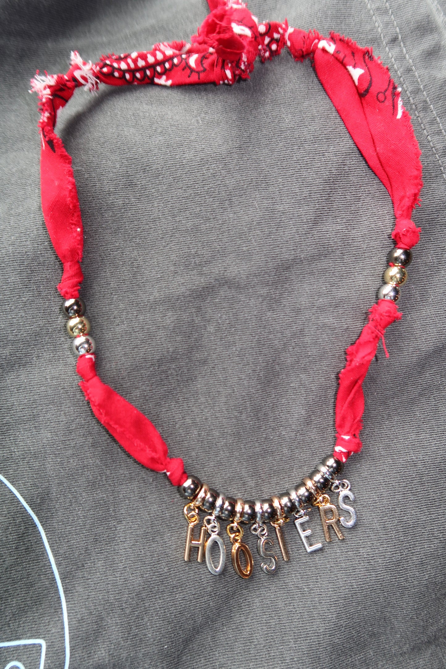 hoosiers scarf necklace