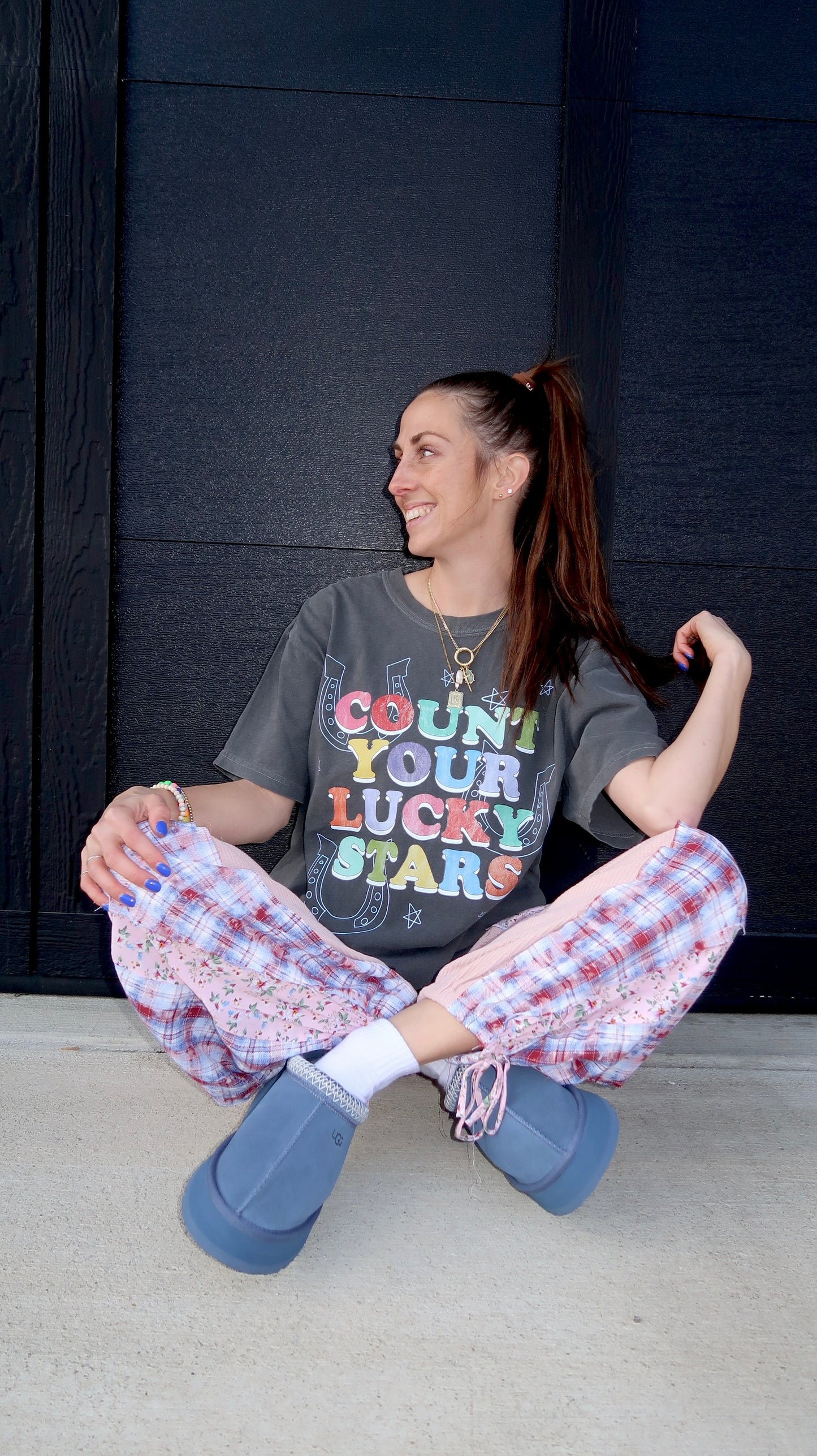 lucky stars graphic tee