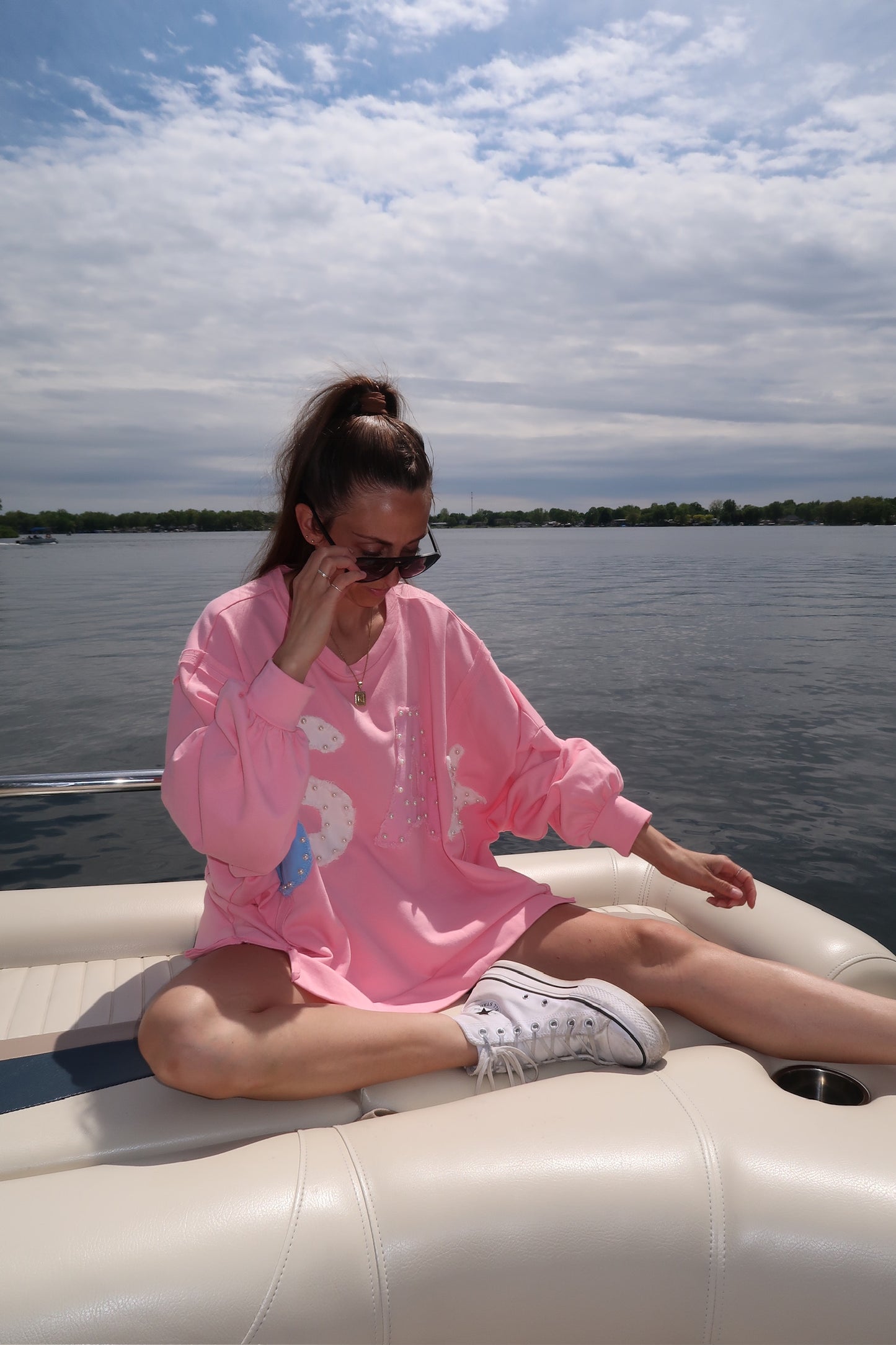 girly USA crewneck