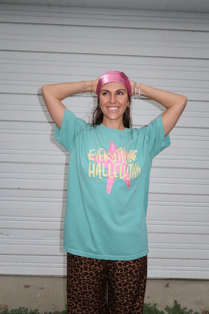 everything hallelujah graphic tee
