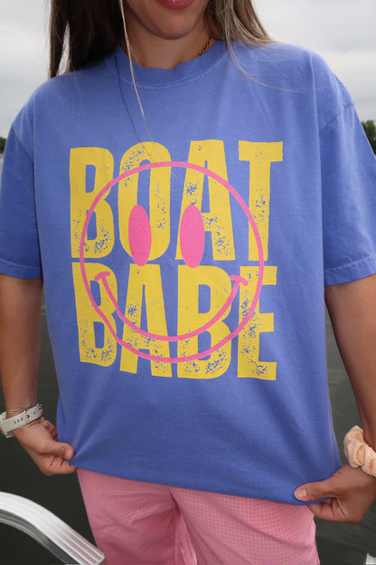 boat babe graphic tee