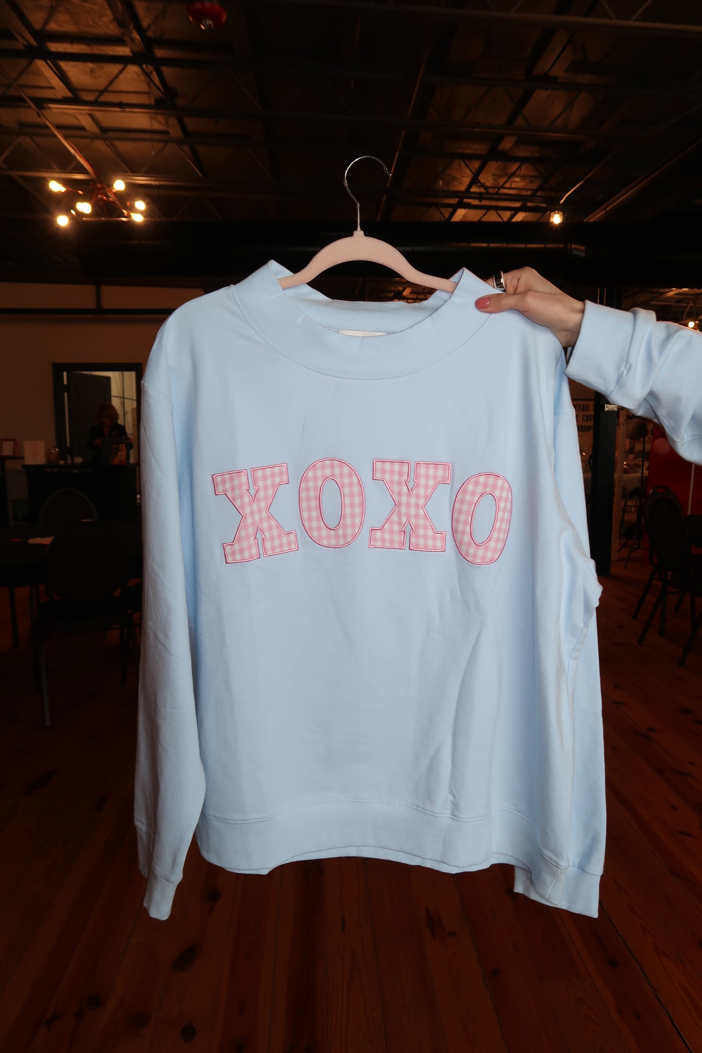 xoxo mock neck