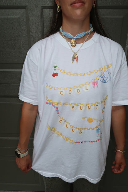 cool aunt club graphic tee