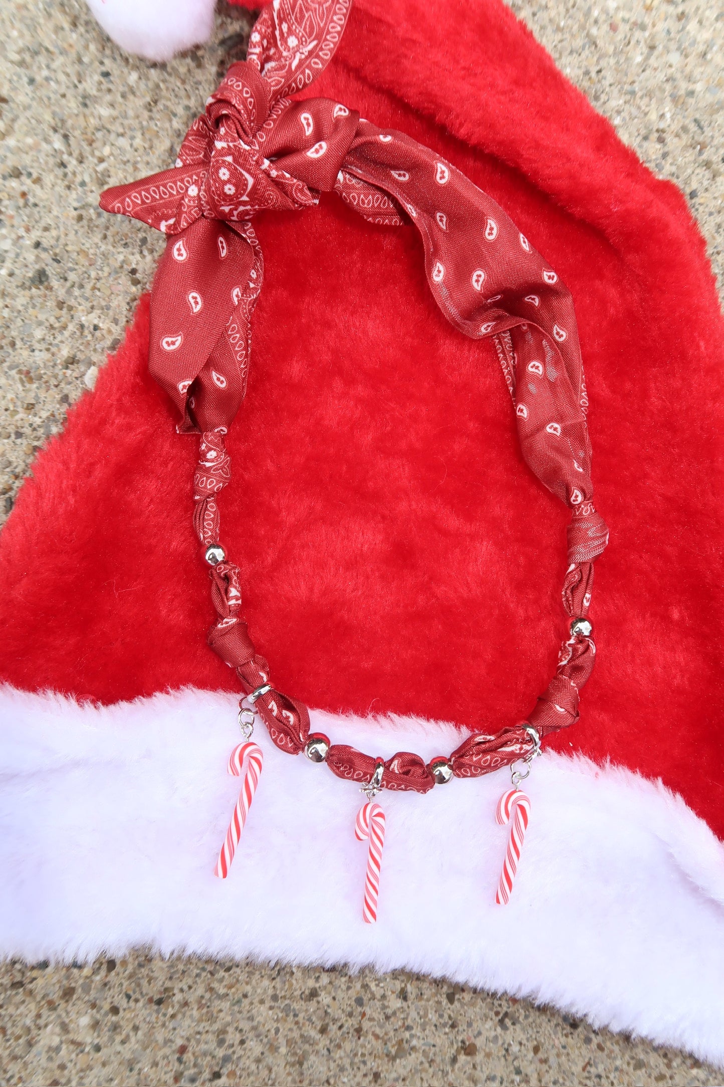 candy cane scarf necklace